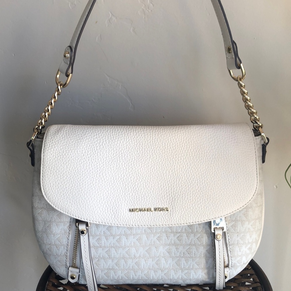 Michael Kors Logo Evie Flap Shoulder Bag Gem